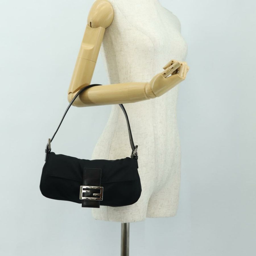 【日本直送】FENDI Mamma Baguette 單肩包 棉質 黑色 銀色 正品 182029SAM-24