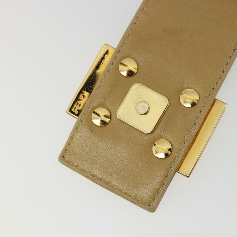 【日本直送】FENDI Mamma Baguette 肩背包 麂皮 米色 金色 正品 182030V-9