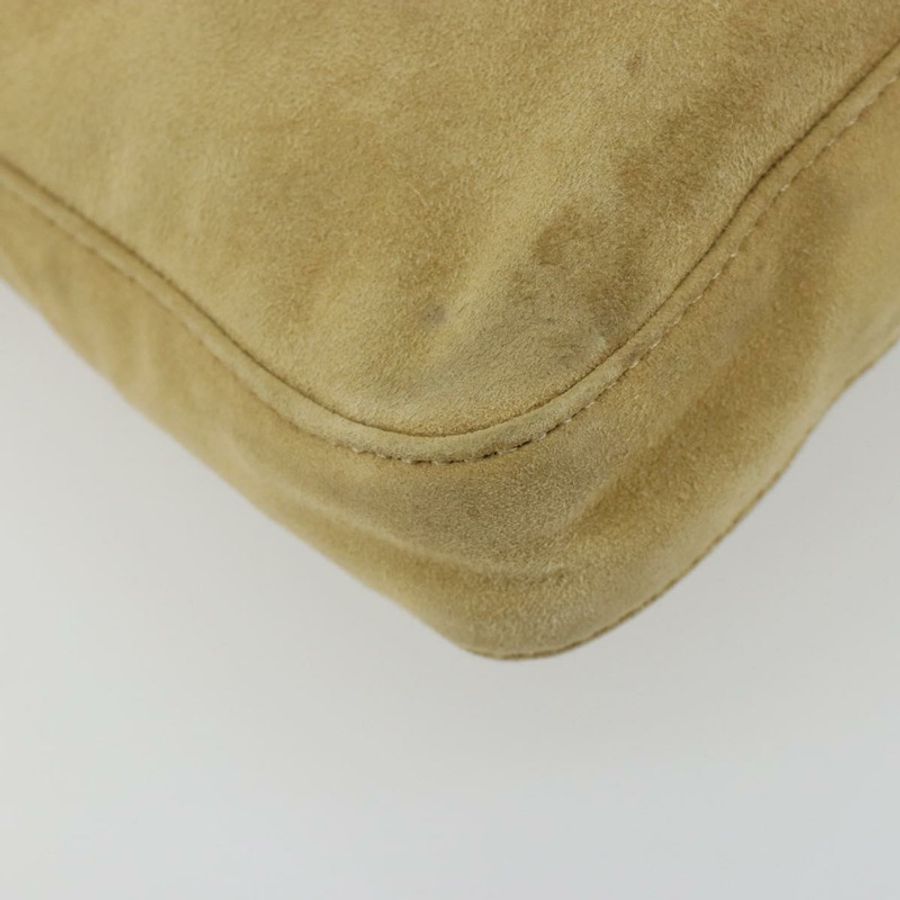 【日本直送】FENDI Mamma Baguette 肩背包 麂皮 米色 金色 正品 182030V-13