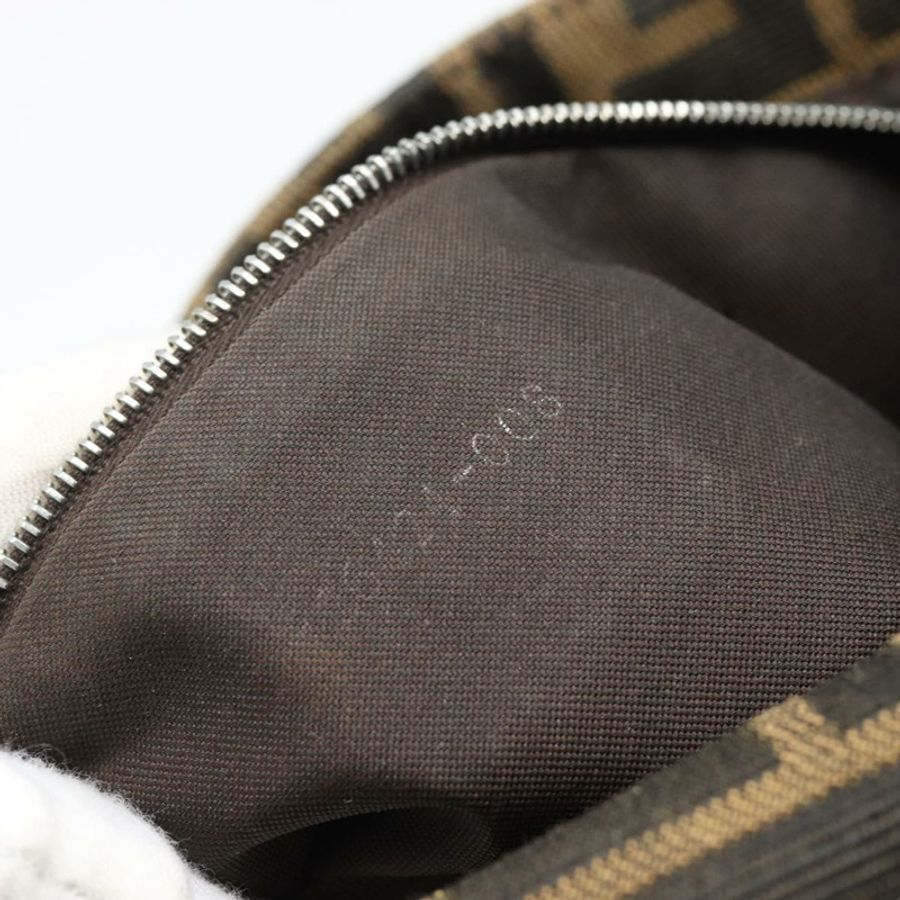 【日本直送】FENDI Zucca帆布Mamma Baguette單肩包,黑色/棕色,正品,貨號181873SAM-10