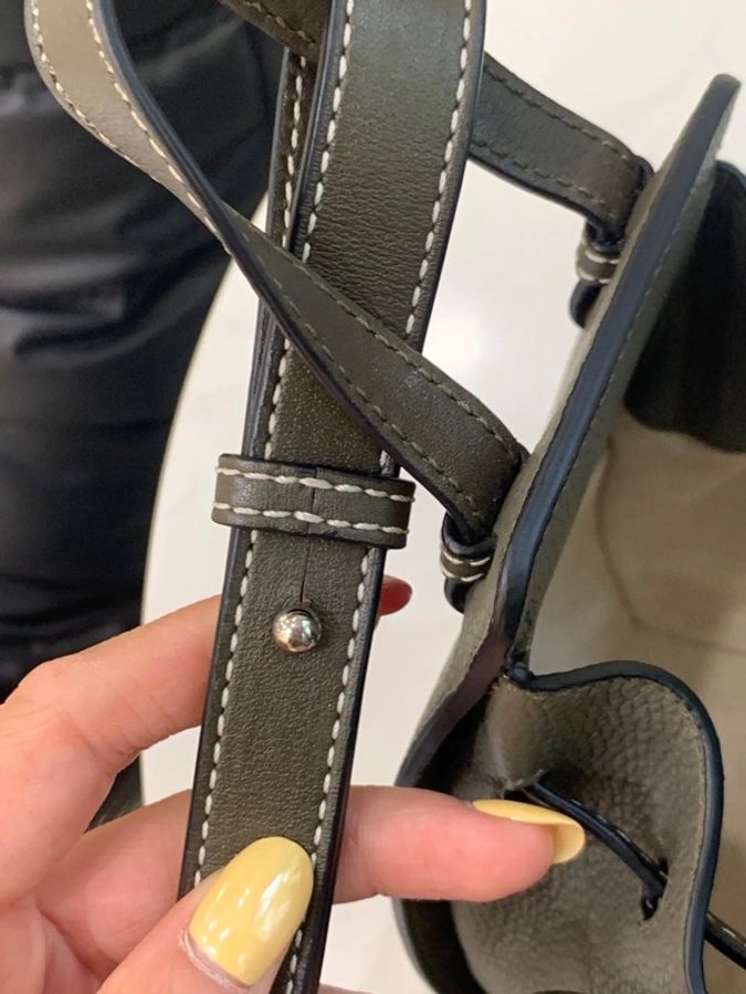 羅意威 loewe橄欖綠 牛皮 mini 吊床包-7