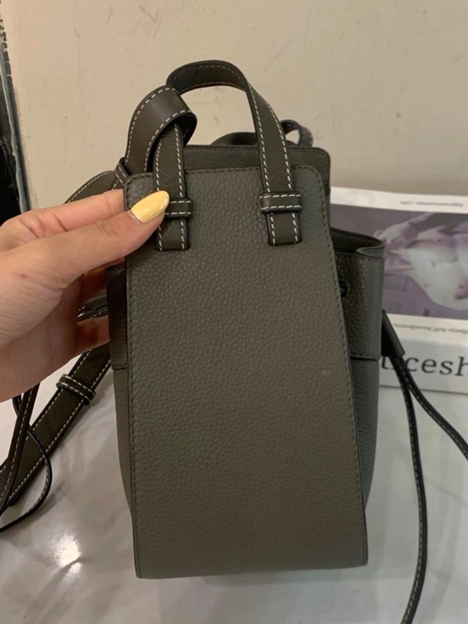 羅意威 loewe橄欖綠 牛皮 mini 吊床包-9