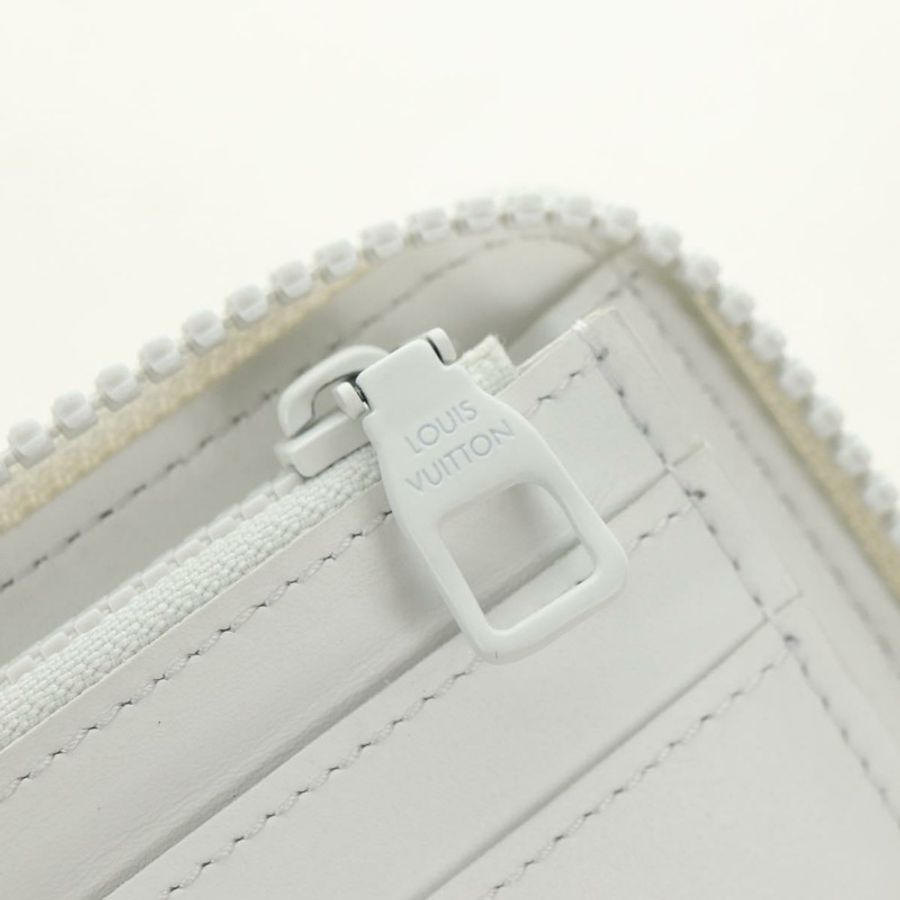 【日本直送】路易威登 Taurillon Zippy 錢包 直式款式 LV Friend M80337 LV Auth 182719M-24