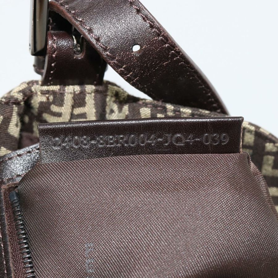 【日本直送】FENDI Zucchino帆布Mamma Baguette單肩包 銀棕色 正品 182652SAM-10