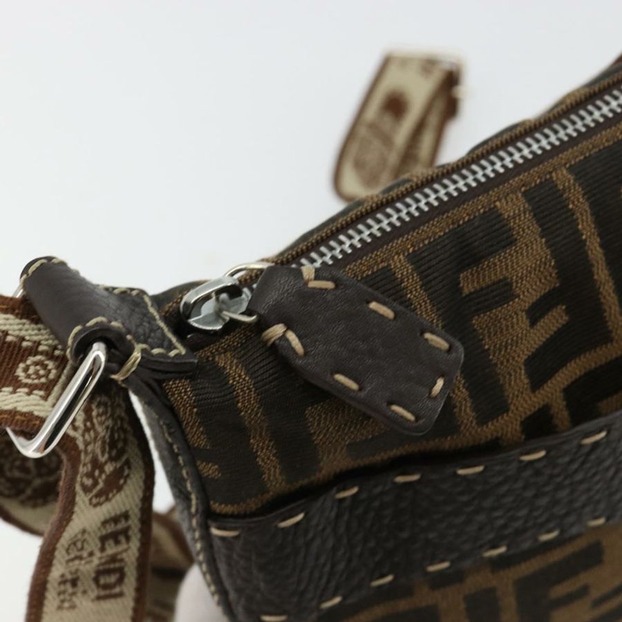 【日本直送】FENDI Zucca帆布Celeria單肩包 黑色棕色 正品 182654A-9