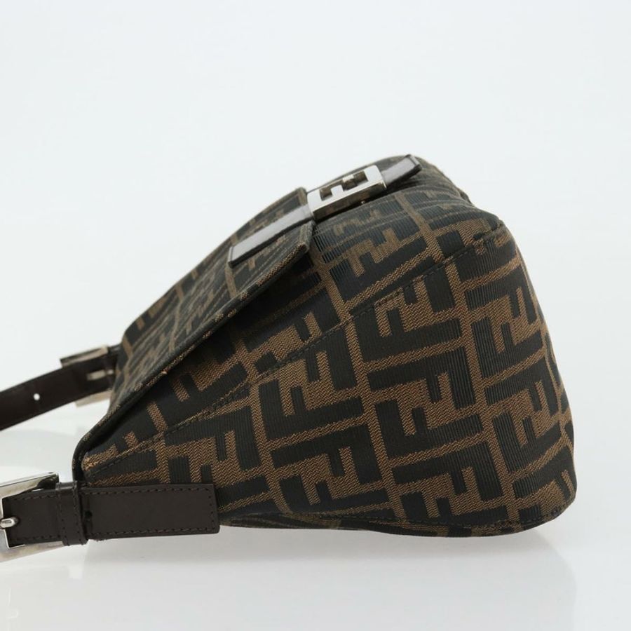 【日本直送】FENDI Zucca帆布Mamma Baguette手提包,黑色、棕色、銀色,正品 am11776SAV-3