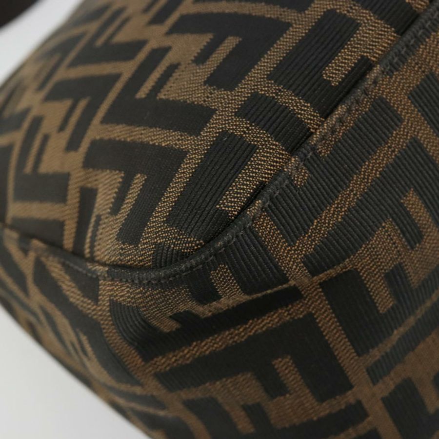 【日本直送】FENDI Zucca帆布Mamma Baguette手提包,黑色、棕色、銀色,正品 am11776SAV-16