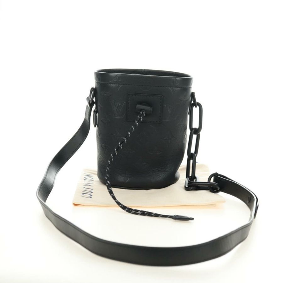 【日本直送】路易威登 Monogram Shadow Chalk Nanobag 手袋 黑色 M44628 LV 正品 182934SM-11