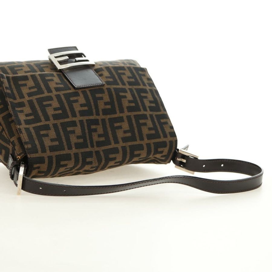 【日本直送】FENDI Zucca帆布Mamma Baguette單肩包 黑色棕色 正品 182589V-6