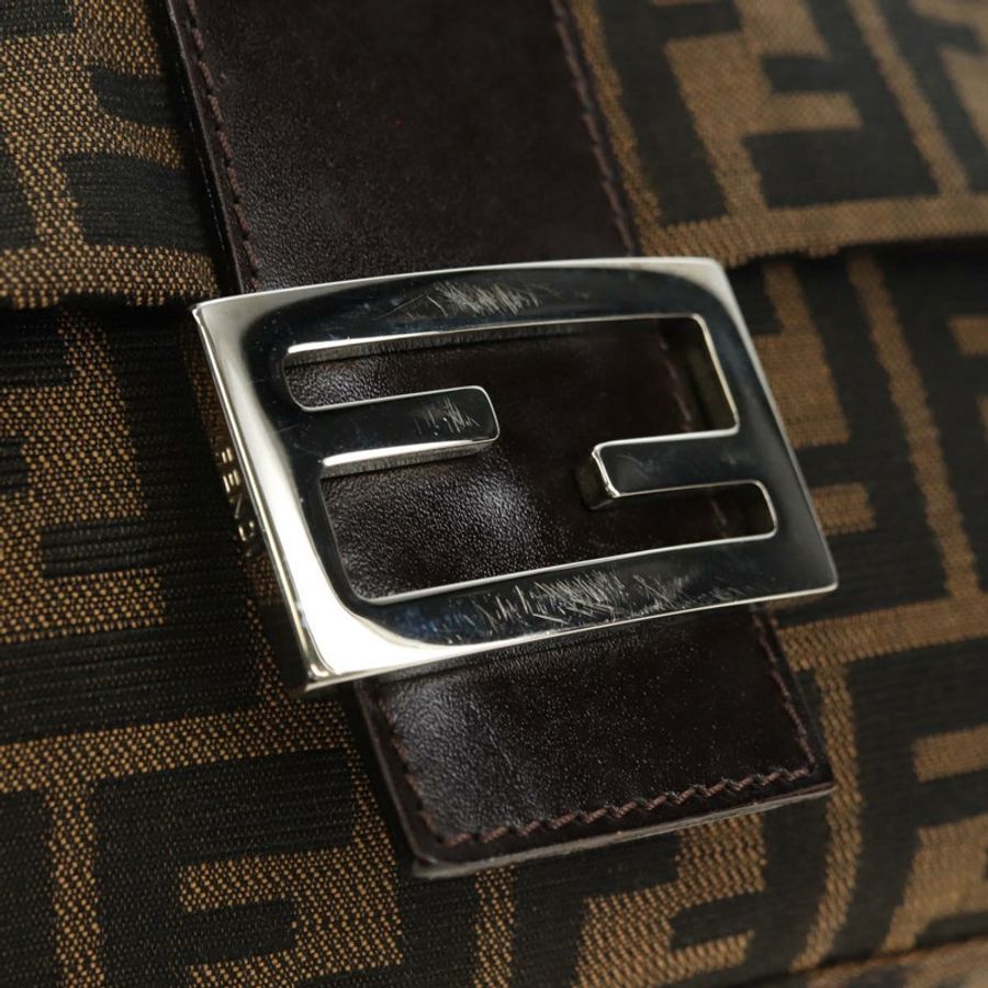 【日本直送】FENDI Zucca帆布Mamma Baguette單肩包 黑色棕色 正品 182589V-8