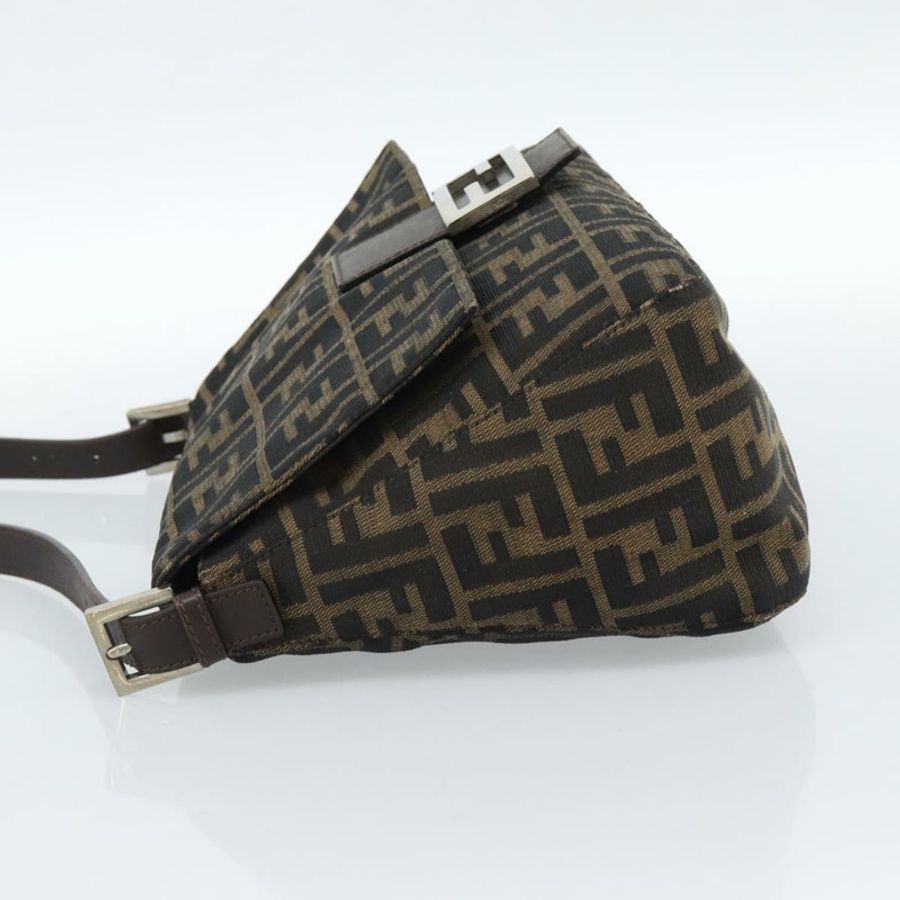 【日本直送】FENDI Zucca帆布Mamma Baguette單肩包 黑色棕色 正品 183009M-2