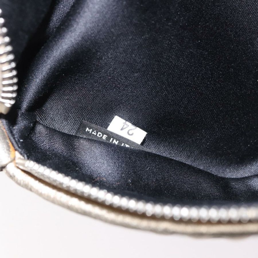 【日本直送】Miu Miu Matelasse 腰包 皮革 銀色 金 正品 183762V-10