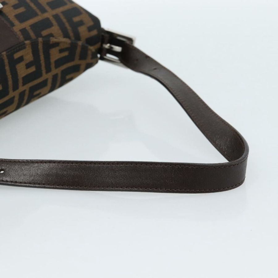【日本直送】FENDI Zucca帆布Mamma Baguette單肩包,黑色、棕色、銀色,正品,貨號183887SAM-6