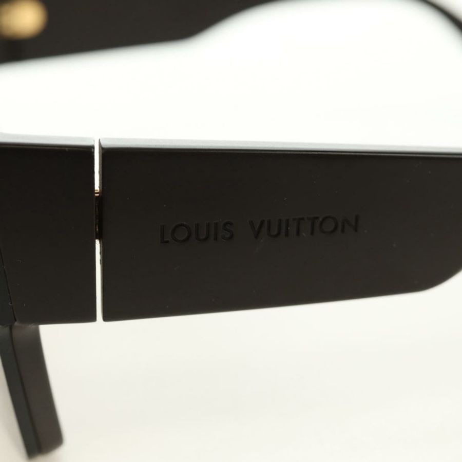 【日本直送】路易威登(LOUIS VUITTON)黑色塑膠太陽眼鏡 Z1671E LV Auth 184690M-15