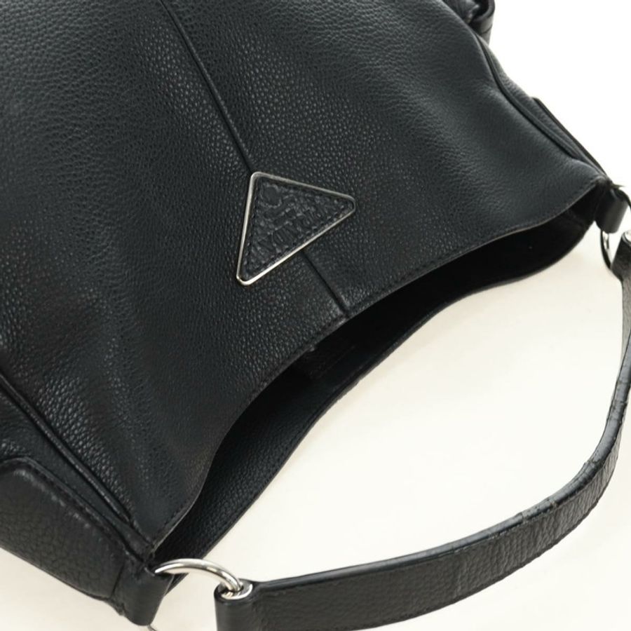 【日本直送】PRADA 黑色銀色皮革肩背包 正品 am11799V-5