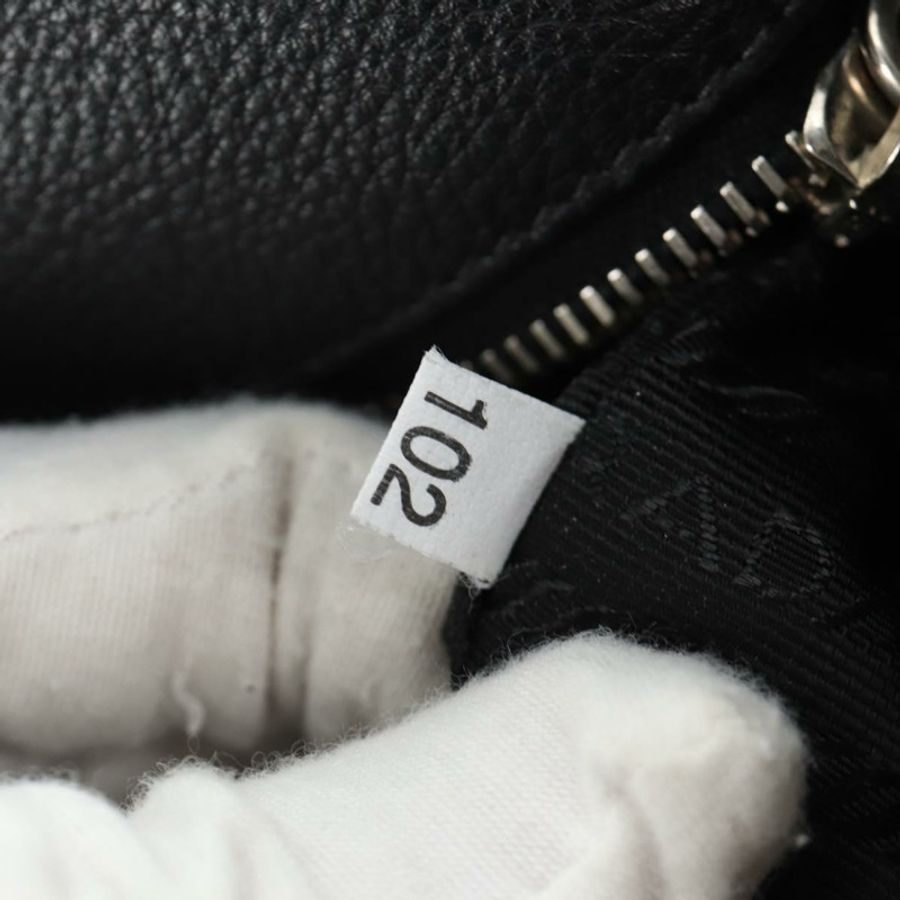 【日本直送】PRADA 黑色銀色皮革肩背包 正品 am11799V-10