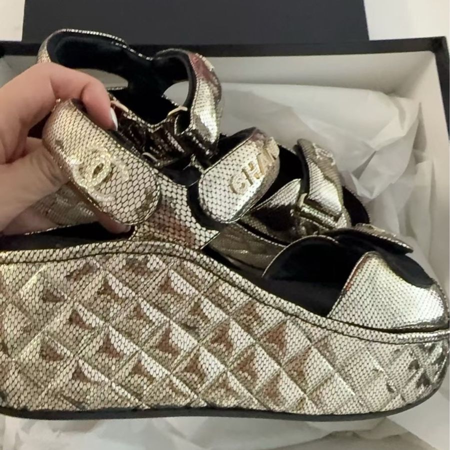 【全新品】Chanel香奈兒blingbling 超美金色魔鬼氈前高後高厚底涼鞋39碼-1