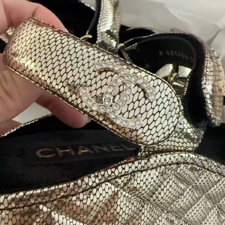 【全新品】Chanel香奈兒blingbling 超美金色魔鬼氈前高後高厚底涼鞋39碼-3