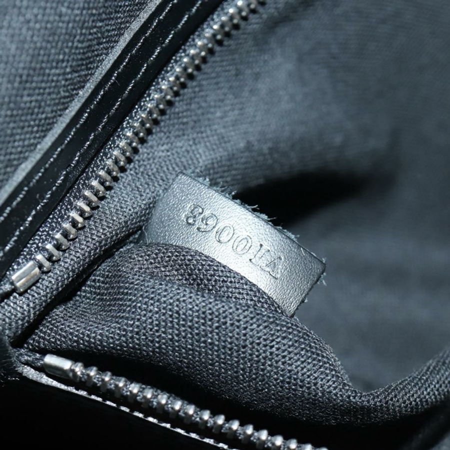 【日本直送】路易威登 Taiga Saratov GM 單肩包 Ardoise M30882 LV 正品 am11814V-10