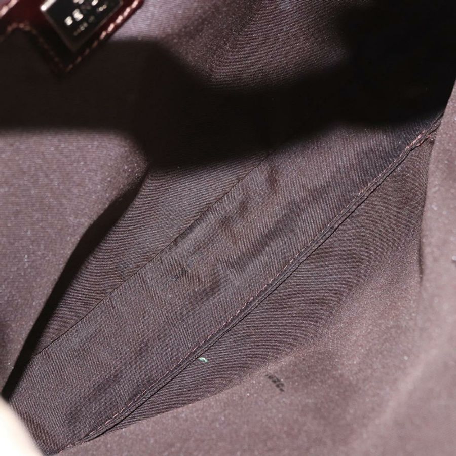 【日本直送】FENDI Zucca帆布Mamma Baguette肩背包 米色 銀色 正品 184984SAV-9