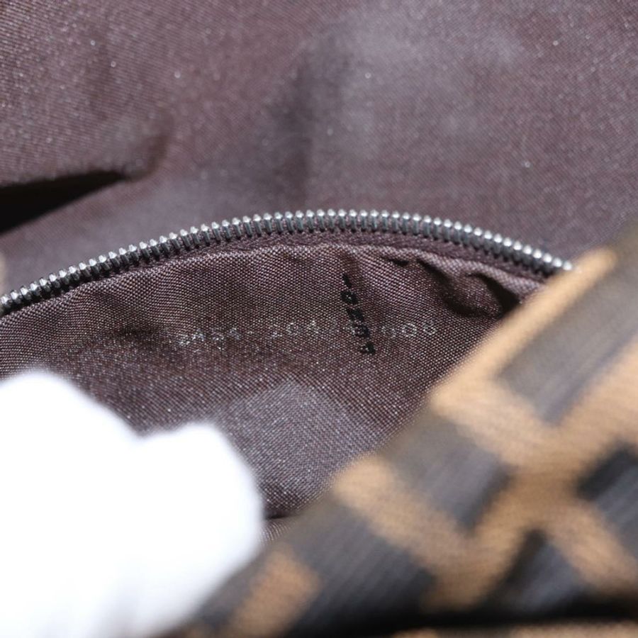 【日本直送】FENDI Zucca帆布Mamma Baguette單肩包 黑色棕色 正品 184826M-10