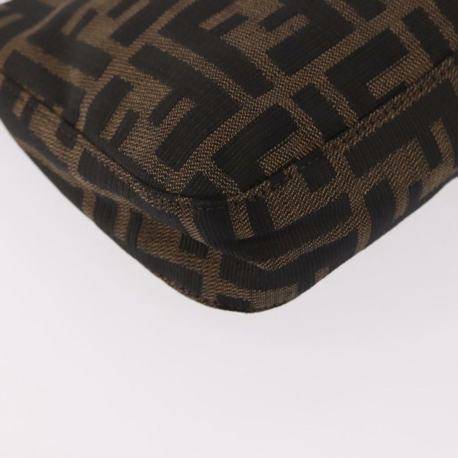 【日本直送】FENDI Zucca帆布Mamma Baguette單肩包 黑色棕色 正品 184826M-16