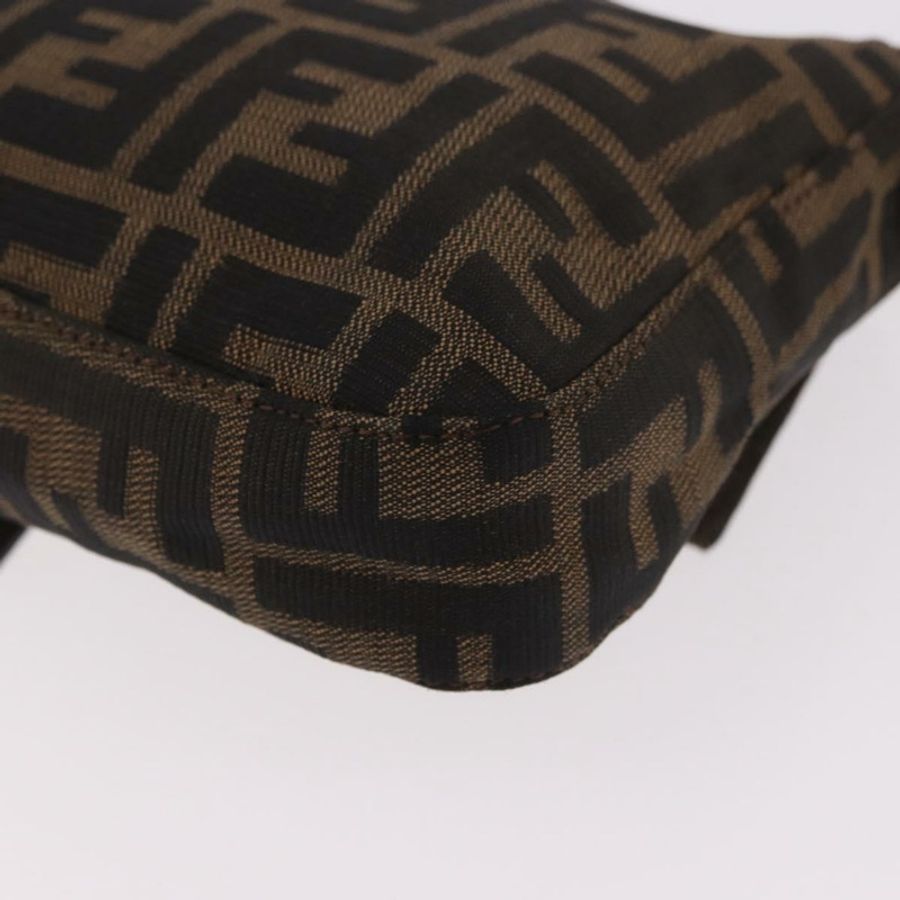 【日本直送】FENDI Zucca帆布Mamma Baguette單肩包 黑色棕色 正品 184826M-17