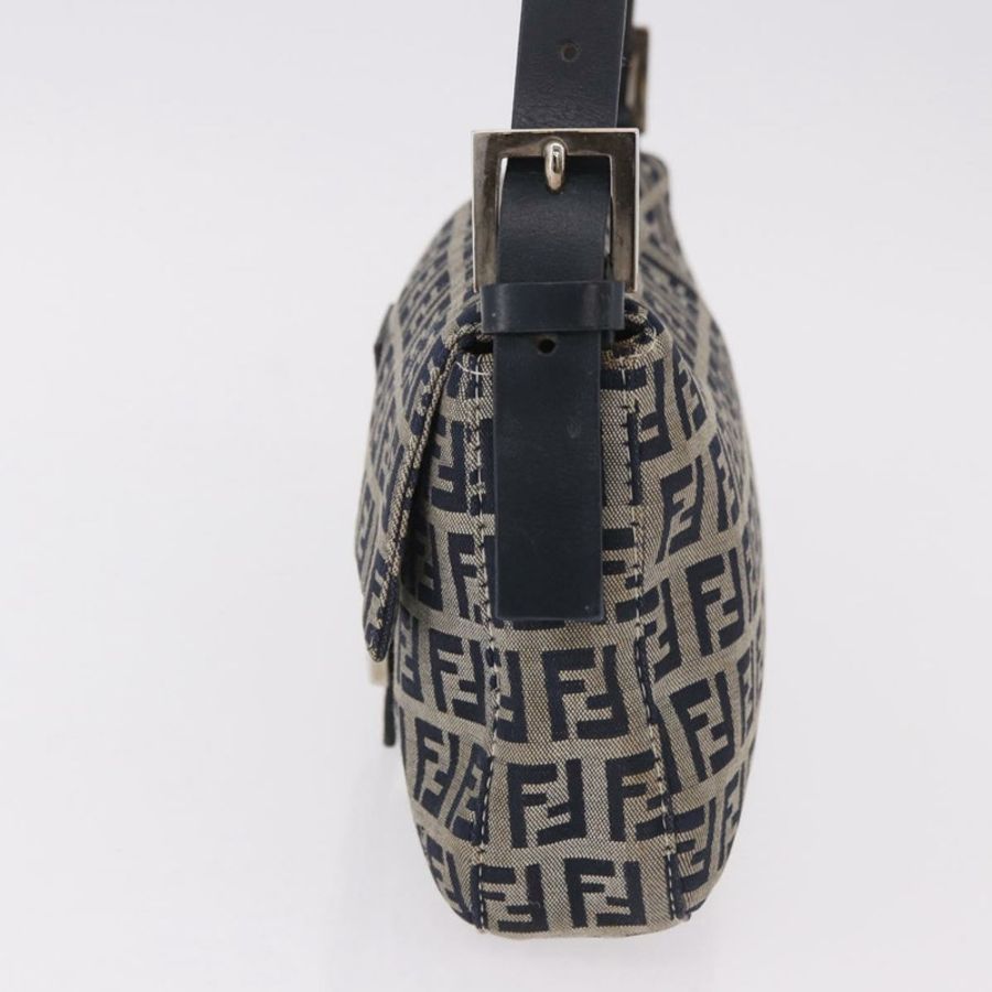 【日本直送】FENDI Zucchino帆布Mamma Baguette單肩包 海軍藍 銀色 正品 185146SAV-3