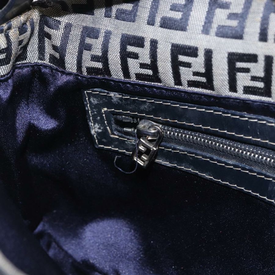 【日本直送】FENDI Zucchino帆布Mamma Baguette單肩包 海軍藍 銀色 正品 185146SAV-24