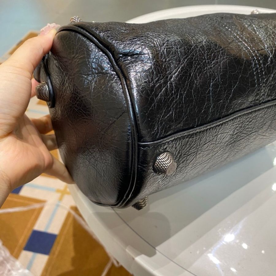 Balenciaga巴黎世家Le Cagole黑银机车可调节肩带斜挎单肩圆筒包13*24.5*13-22
