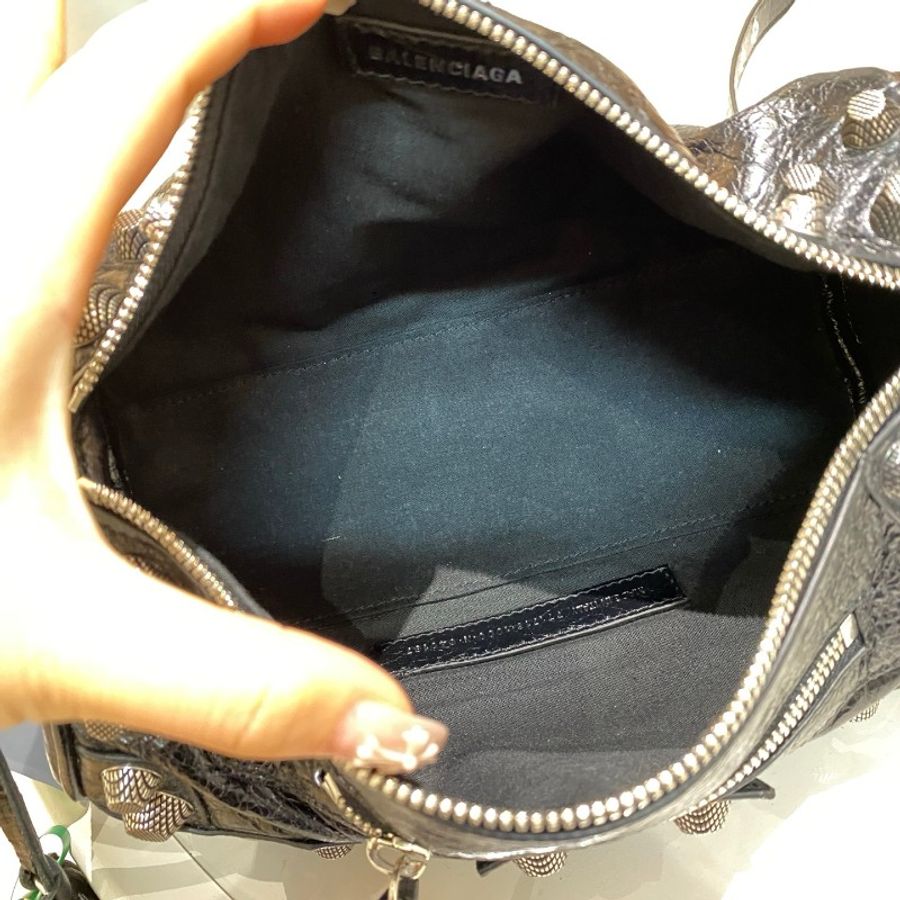 Balenciaga巴黎世家Le Cagole黑银机车可调节肩带斜挎单肩圆筒包13*24.5*13-25