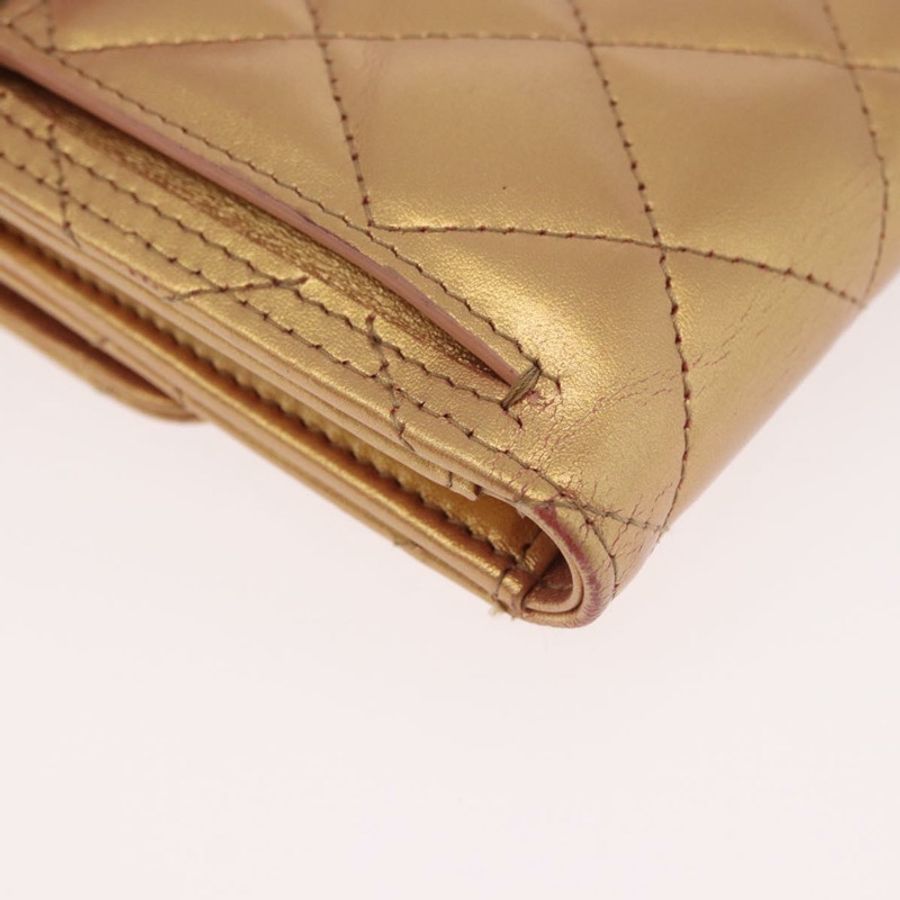 【日本直送】香奈兒 (CHANEL) Matelasse Compact 羊皮錢包,金色雙C標誌,貨號 184655M-15
