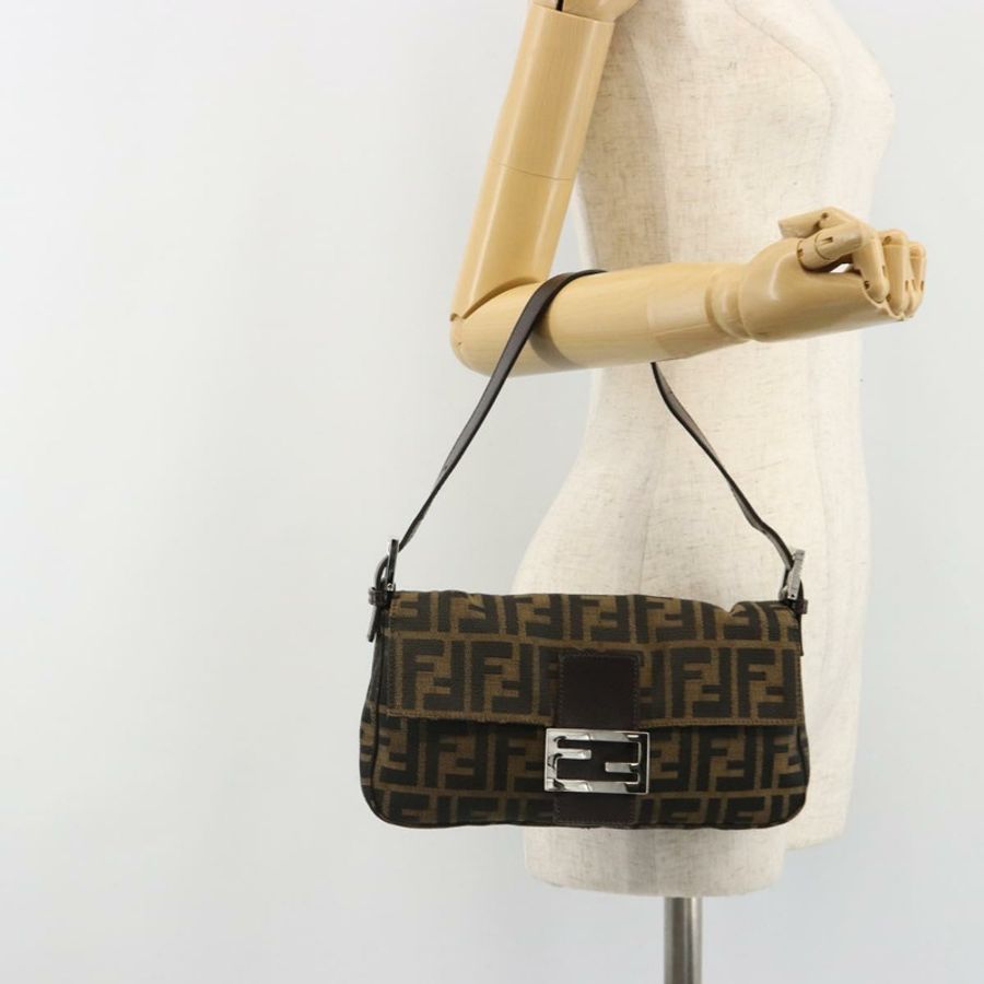 【日本直送】FENDI Zucca帆布Mamma Baguette單肩包 黑色棕色 正品 184908SAM-25
