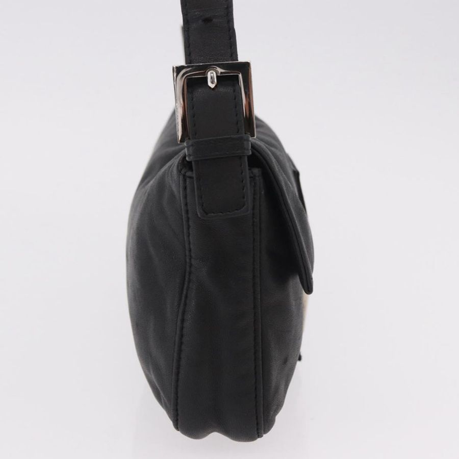 【日本直送】FENDI Mamma Baguette 單肩包,黑色銀色皮革,正品,貨號 185435SAV-3