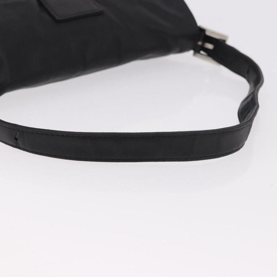【日本直送】FENDI Mamma Baguette 單肩包,黑色銀色皮革,正品,貨號 185435SAV-6