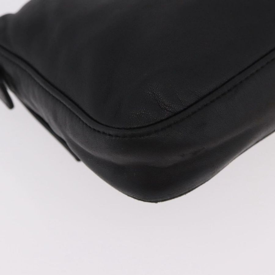 【日本直送】FENDI Mamma Baguette 單肩包,黑色銀色皮革,正品,貨號 185435SAV-16