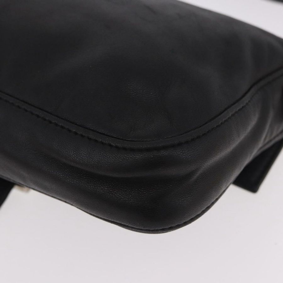 【日本直送】FENDI Mamma Baguette 單肩包,黑色銀色皮革,正品,貨號 185435SAV-17