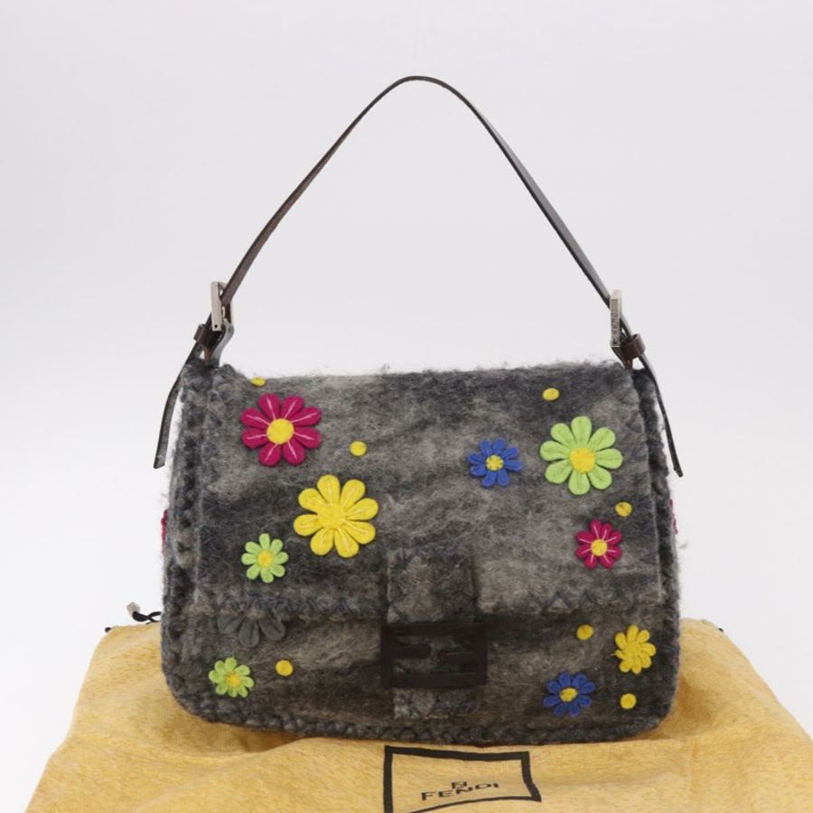 【日本直送】FENDI Floral Mamma Baguette 單肩包,毛氈材質,灰色/銀色,正品編號 185390SAM-11