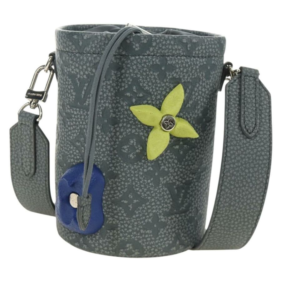【日本直送】路易威登 Taurillon Clemence 攀岩粉袋 Nano Bag M81572 Auth 185487SAM-0