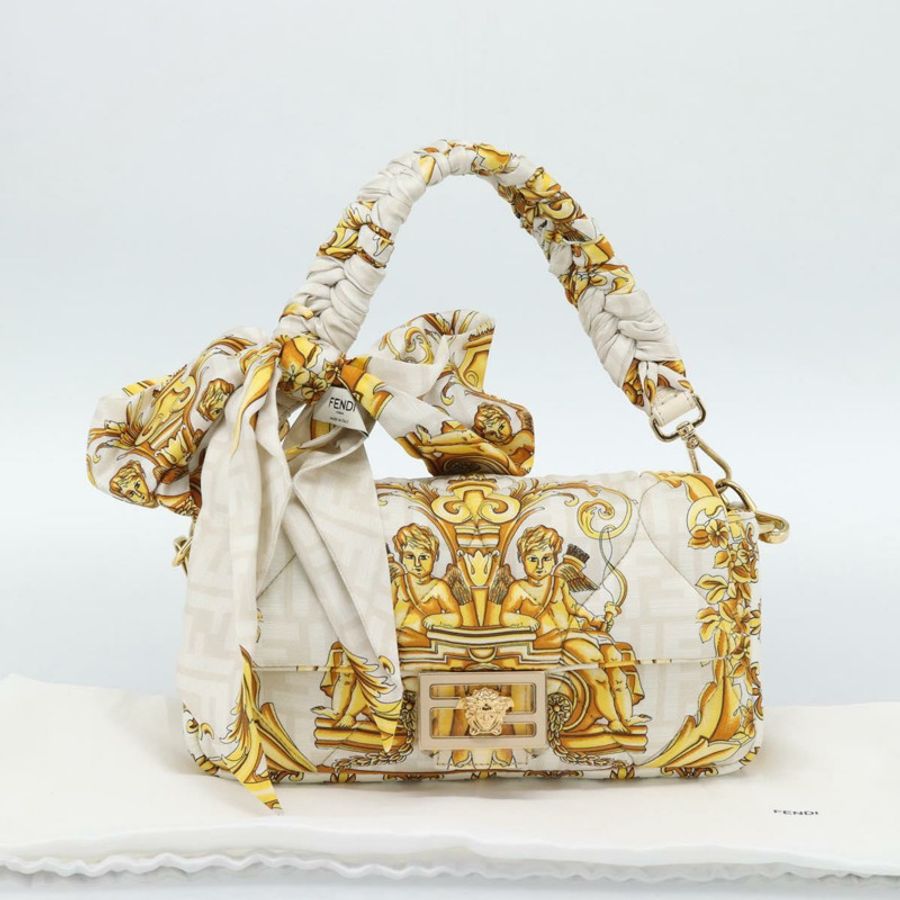 【日本直送】FENDI Zucca帆布Mamma Baguette包,尼龍材質,兩用,米色/金色,正品編號185628SAM-11