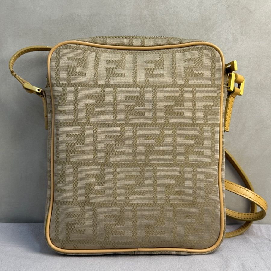 【赫蒂國際精品】 Fendi 芬迪 緹花帆布斜背包 vintage-5