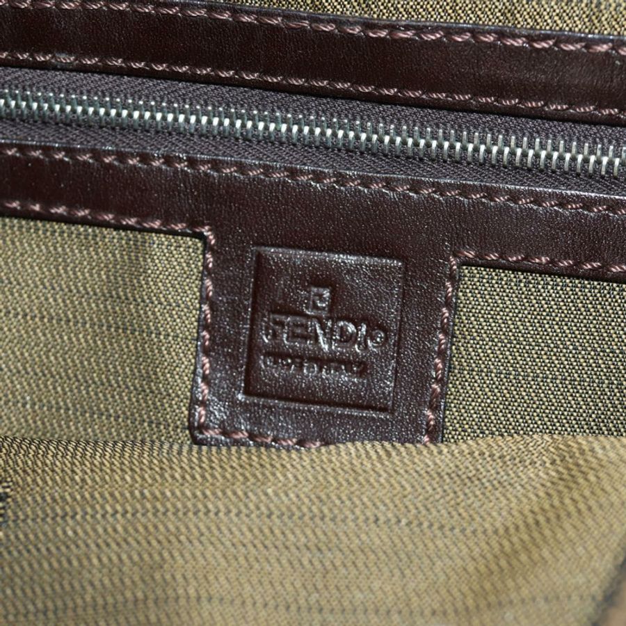 【日本直送】FENDI Zucca帆布Mamma Baguette單肩包 黑色棕色 正品 185313M-20
