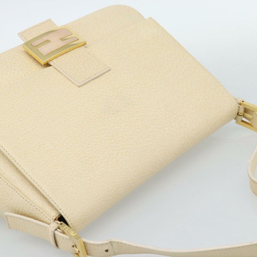 【日本直送】FENDI Mamma Baguette 單肩包,象牙/金色皮革,正品編號 186036SAM-5