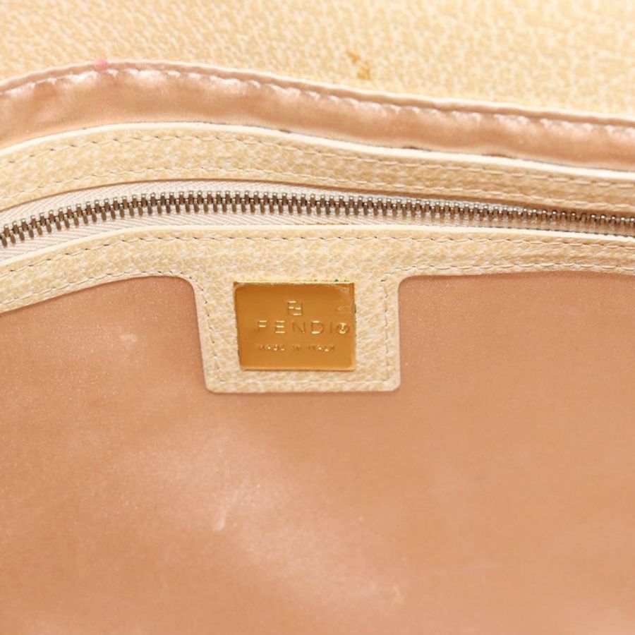 【日本直送】FENDI Mamma Baguette 單肩包,象牙/金色皮革,正品編號 186036SAM-19