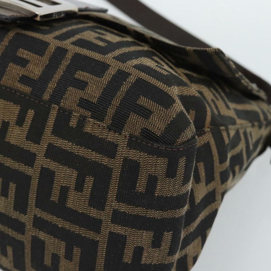 【日本直送】FENDI Zucca帆布Mamma Baguette單肩包 黑色棕色 正品 185971SAM-14
