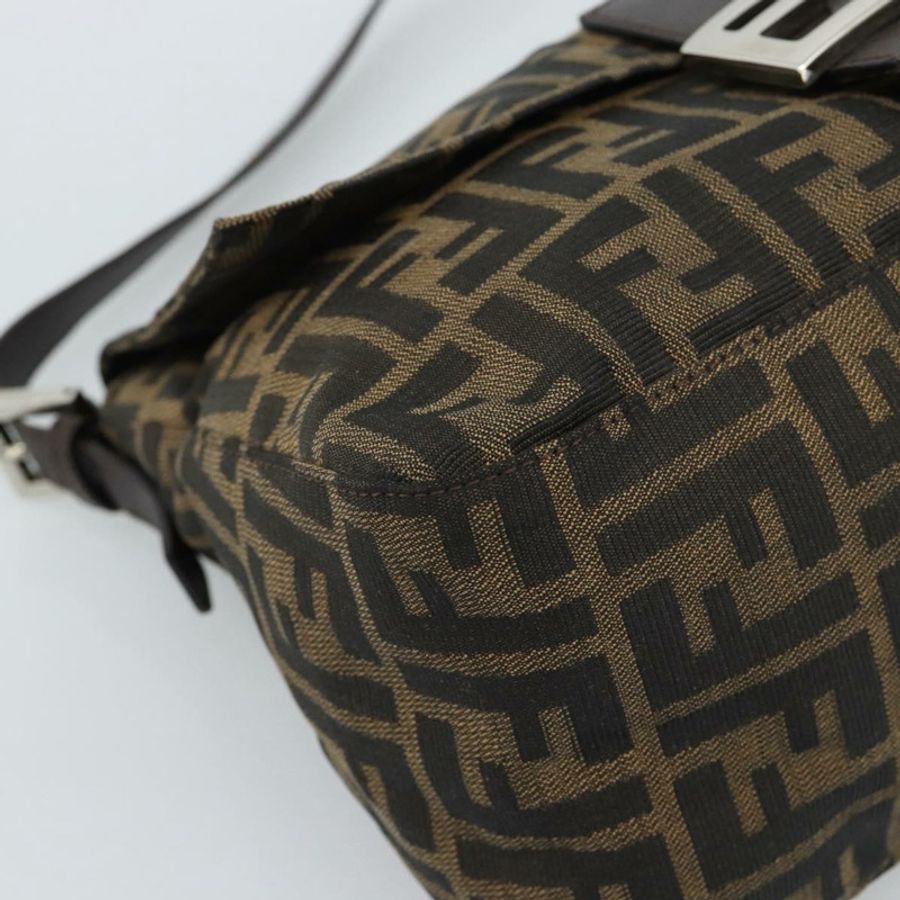 【日本直送】FENDI Zucca帆布Mamma Baguette單肩包 黑色棕色 正品 186037SAM-14