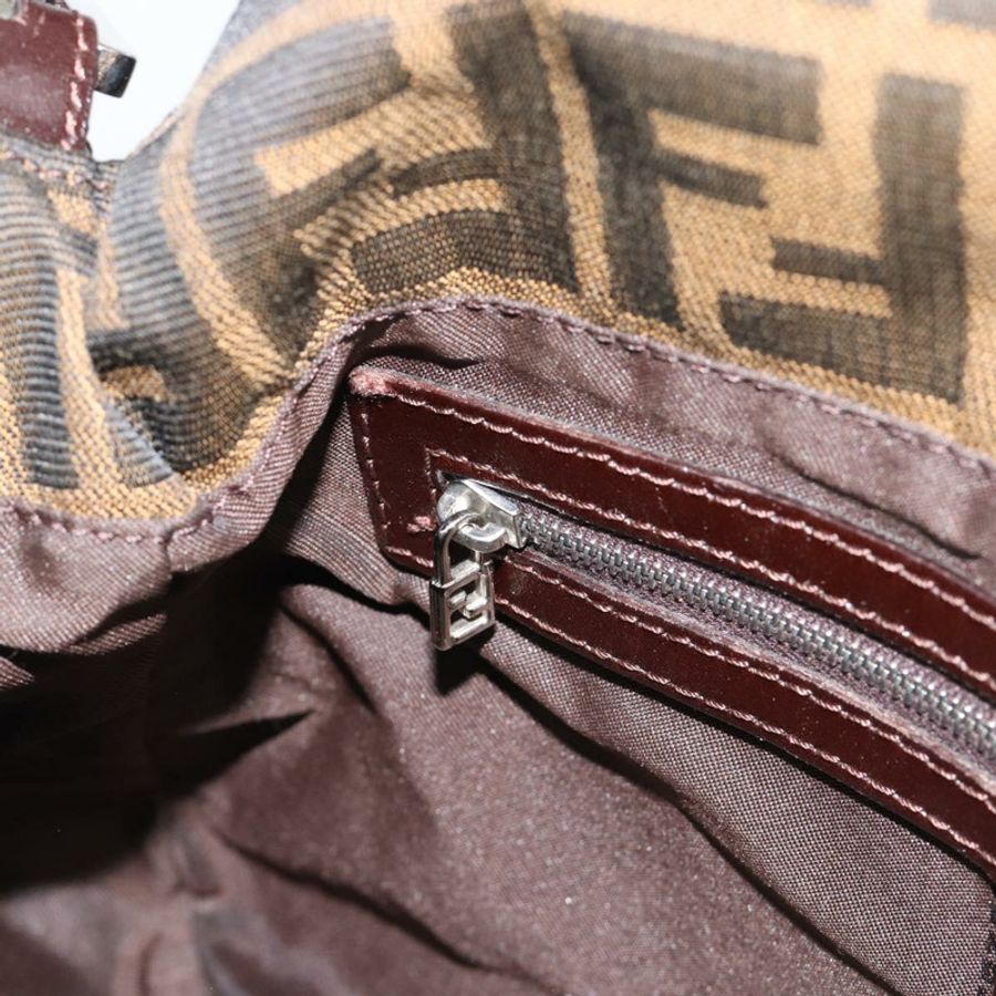 【日本直送】FENDI Zucca帆布Mamma Baguette單肩包 黑色棕色 正品 186037SAM-20