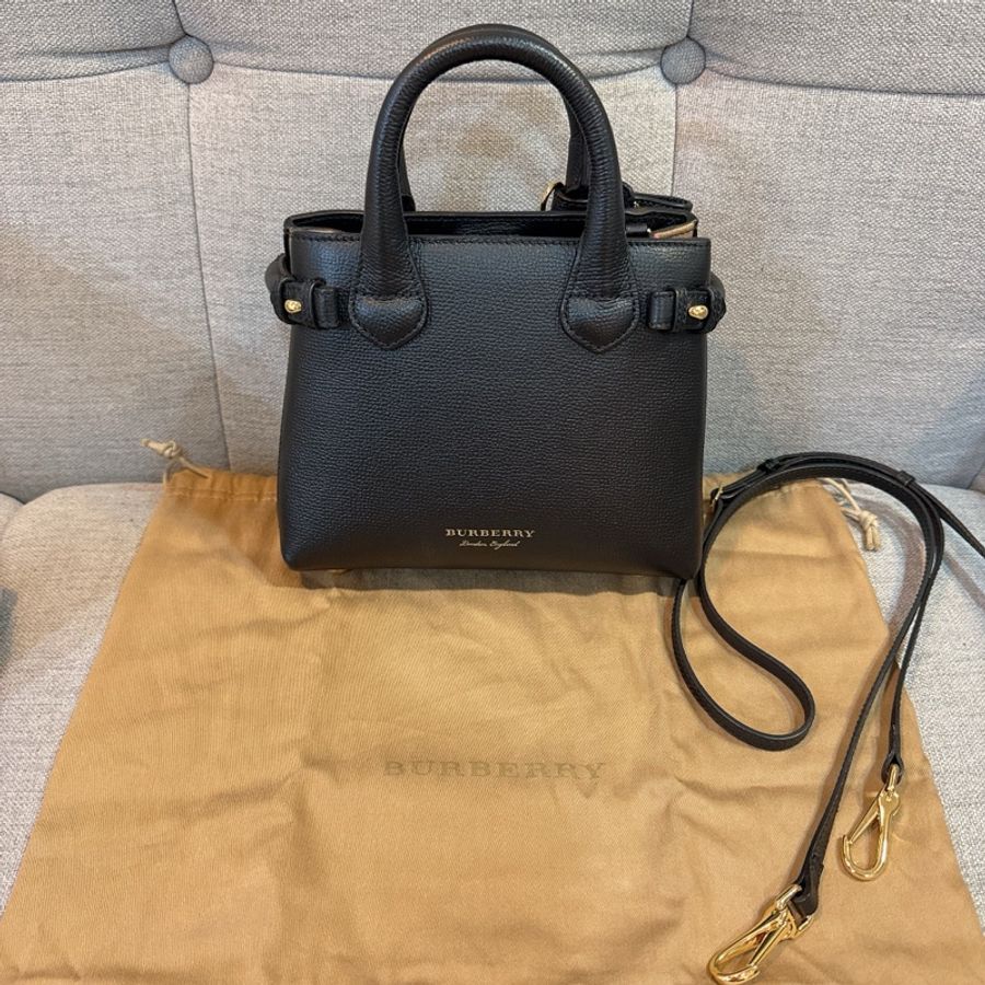 Burberry Banner 經典款-0