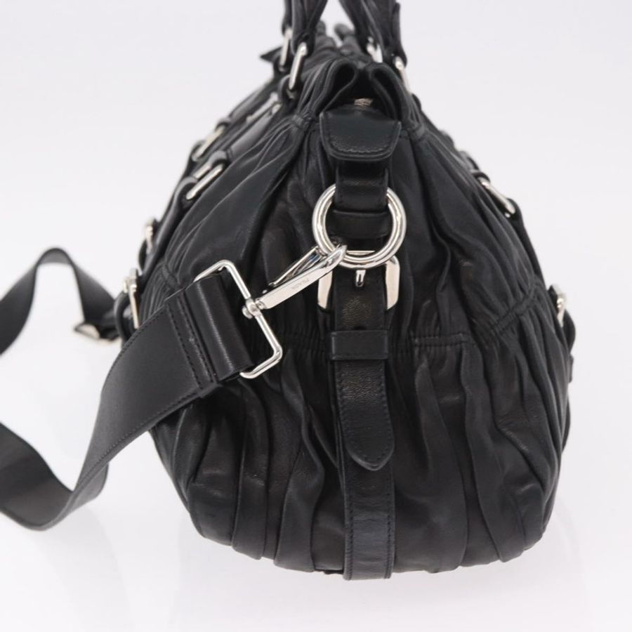 【日本直送】PRADA 羊皮褶皺手提包,兩用款,黑色/銀色,正品,貨號 187035SAV-2