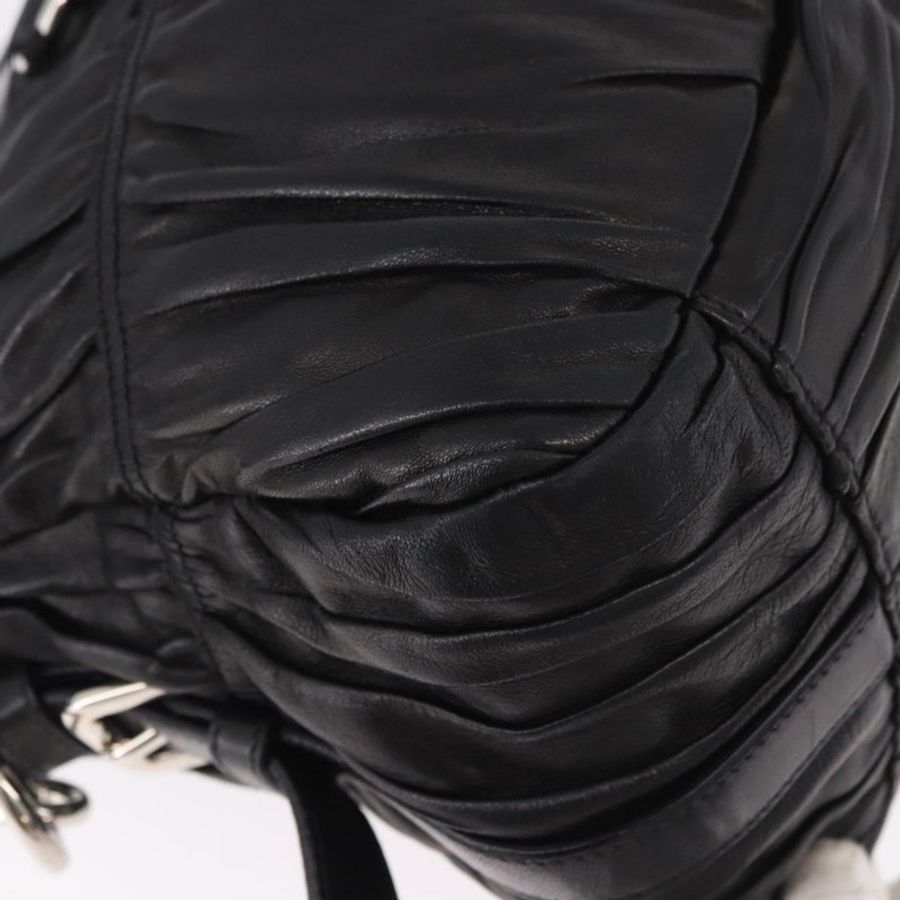 【日本直送】PRADA 羊皮褶皺手提包,兩用款,黑色/銀色,正品,貨號 187035SAV-8